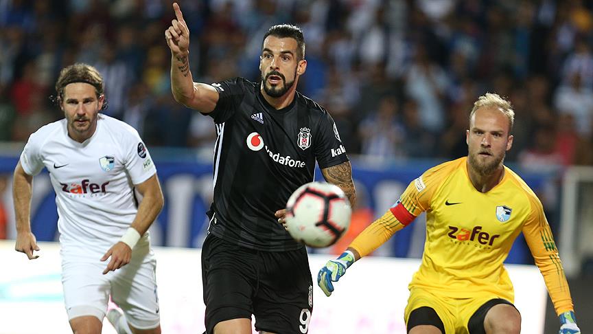 Beşiktaş 3 puanı 3 golle aldı