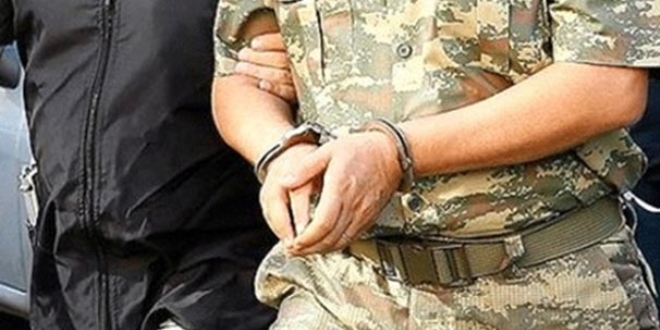 Patnos İlçe Jandarma Komutanı dahil 2 rütbeliye FETÖ gözaltısı