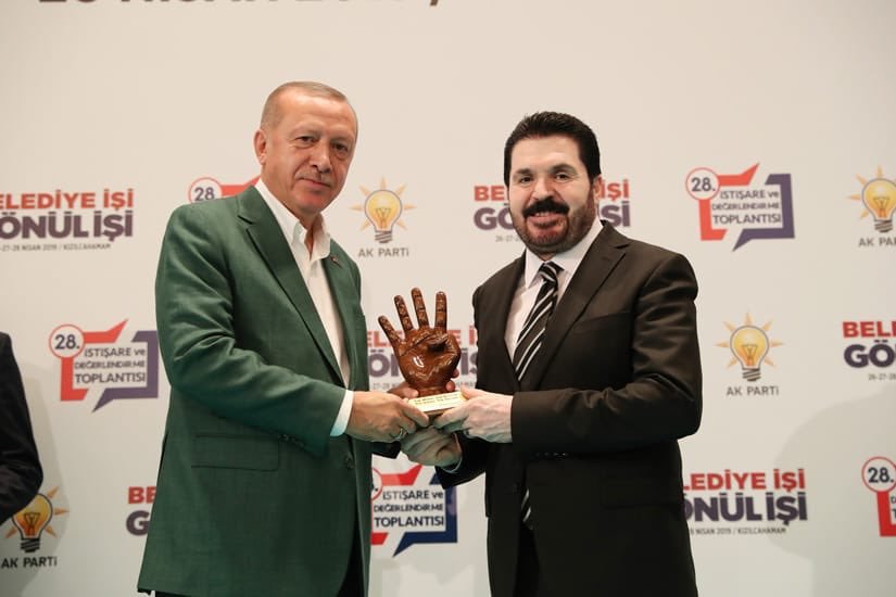 Cumhurbaşkanı Erdoğan’dan, Başkan Sayan’a Ödül