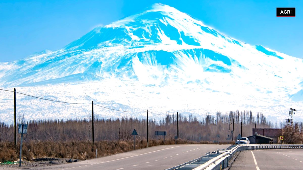 Ağrı’da iki bin rakımlı yaylada,koyun yününden çeyiz hazırlığı yapıyorlar