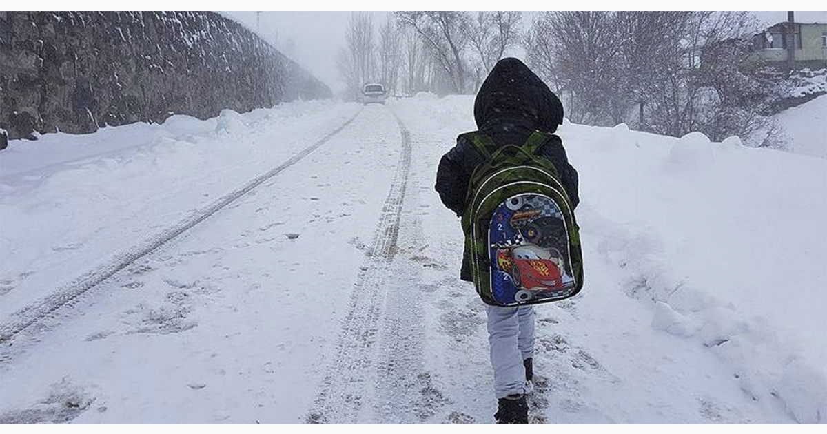 Ağrı’da  taşıma kapsamındaki köy okullarında bir gün kar tatili ilan edildi!