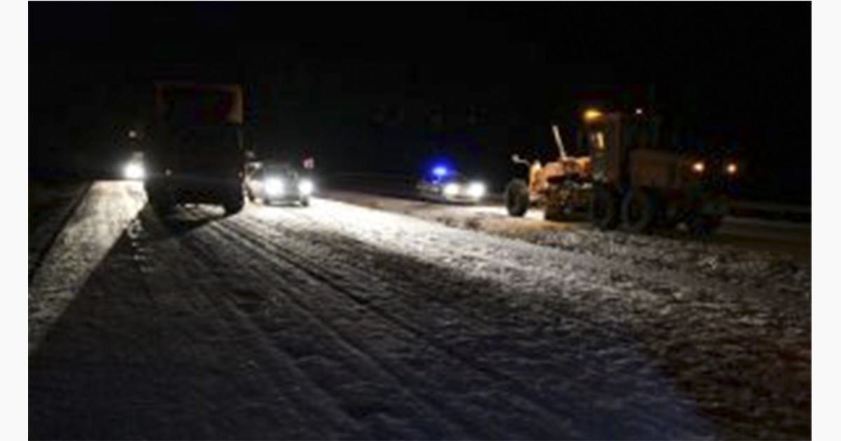 Kaza nedeniyle kapanan Ağrı-İran kara yolu ulaşıma açıldı