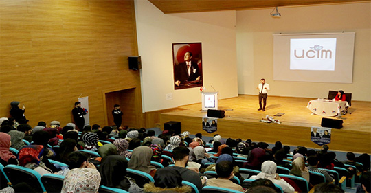 AİÇÜ’de “Çocuk İstismarı ile Mücadele Eğitimi” Konferansı Verildi