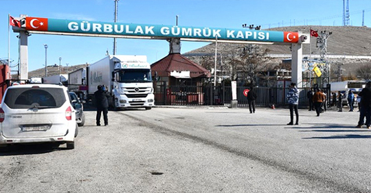 Yumurta yüklü 150 tır Gürbulak’ta bekletiliyor