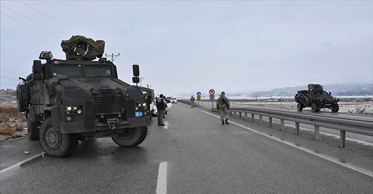 Bakan Soylu: Gürbulak’ta Sivil Gümrük Aracına Roketli Saldırı Yapan Teröristler Kıstırıldı