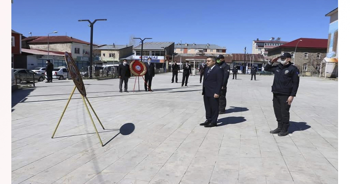 Tutak’ın 102. Kurtuluş Yıl Dönümü Atatürk Anıtına Çelenk Bırakılarak Kutlandı