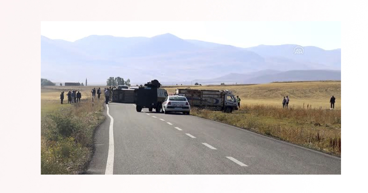 Ağrı’da trafik kazası 1’i ağır 6 kişi yaralandı