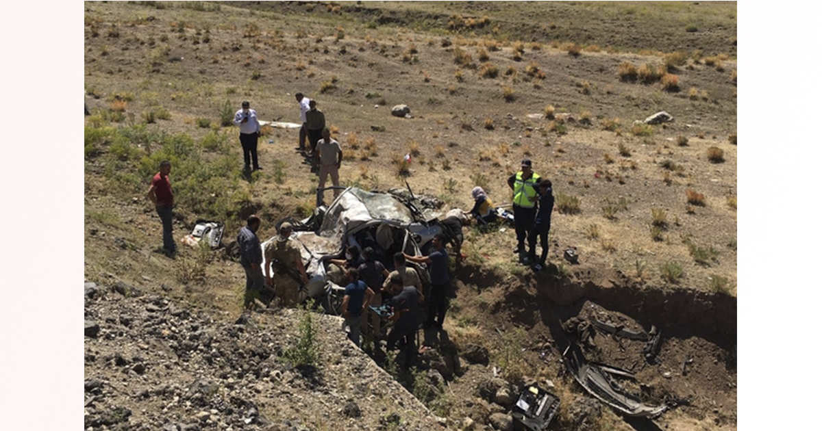 Doğubayazıt’ta trafik kazası: 3 ölü, 2 yaralı