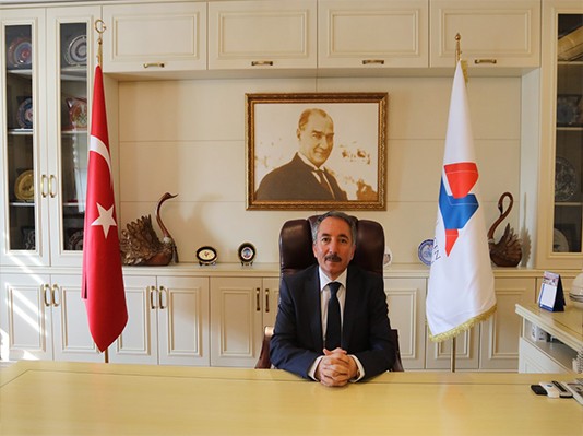AİÇÜ Rektörü Karabulut’tun 29 Ekim Cumhuriyet Bayramı Kutlama Mesajı