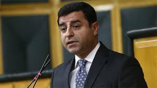 Seçim Anketlerinde Demirtaş Sürpriz Yaptı