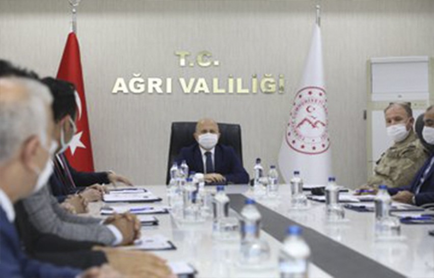 Vali Varol Başkanlığında 2020-2021 Kış Mevsiminde Alınacak Trafik Tedbirleri Toplantısı Yapıldı