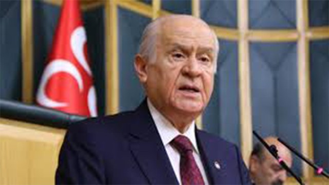 Bahçeli Koltuğunu Kime Devredecek?