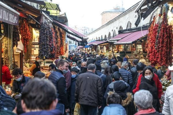 Ramazan’da Tam Kapanıyoruz, Sokağa Çıkma ve Seyahat Yasakları Geri Geliyor