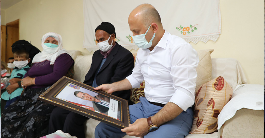 Ağrı Valisi Dr. Osman Varol’dan Şehit Ailelerine Ziyaret