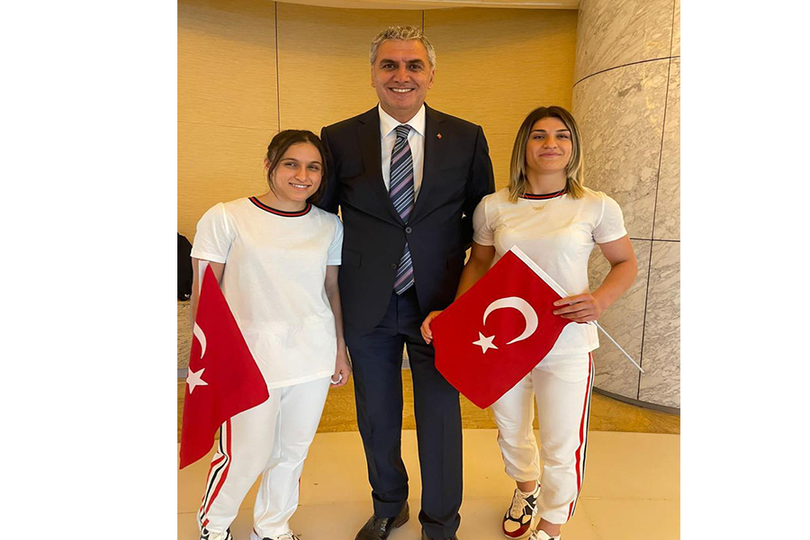Ağrılı iki kız kardeş Tokyo’da Türkiye’yi temsil edecek