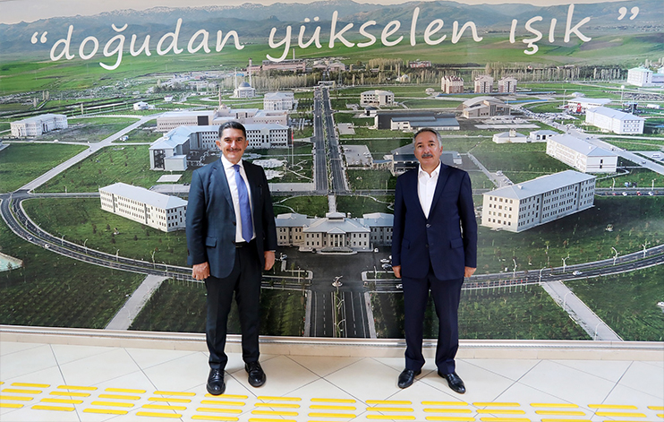 AİÇÜ Rektörü KARABULUT ile Milletvekili ÇELEBİ, Tıp Fakültesi Binası İnşaat Alanını İnceledi