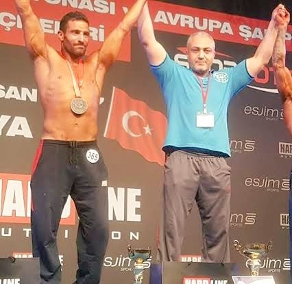 Ağrılı Milli Sporcu Ömer Çeçen Vücut Geliştirme ve Fitness Dünya Şampiyonasında 4.cü oldu