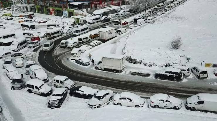 İstanbul’da kapalı yol kalmadı