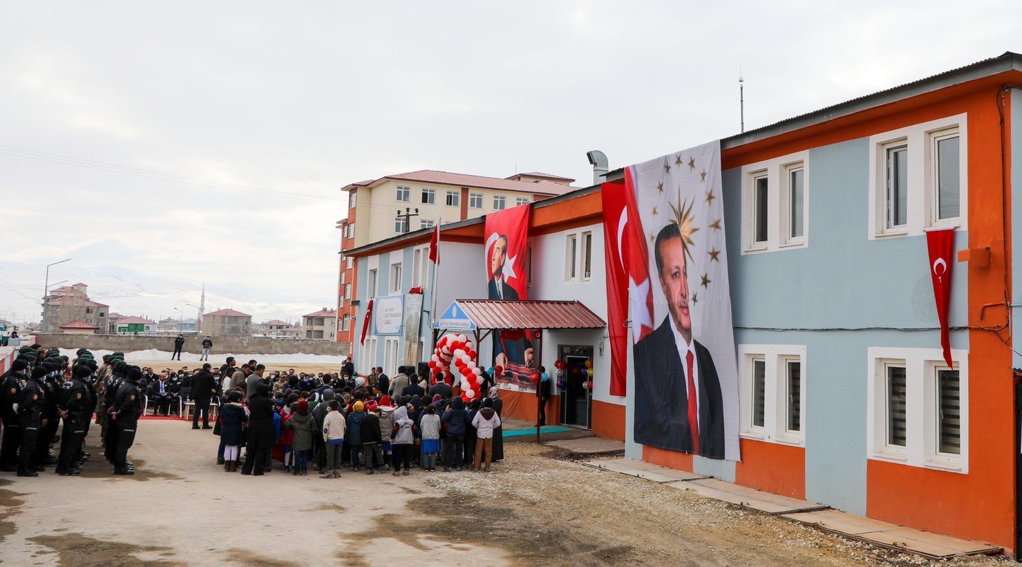 Diyadin’de Şehit Polis Tufan Kansuva İlkokulu’nun Açılışı Gerçekleştirildi