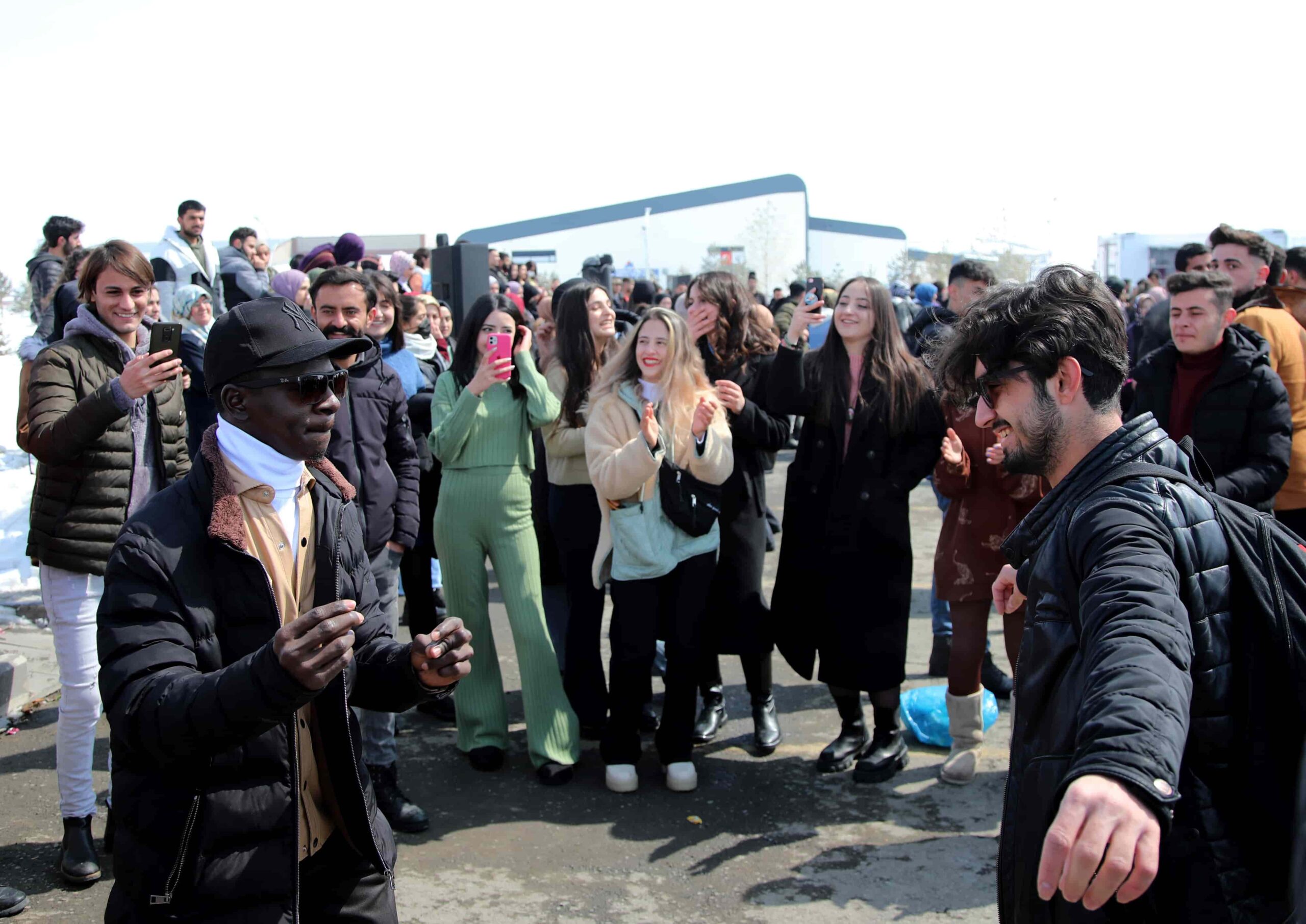 AİÇÜ’de ‘21 Mart Nevruz Bayramı’ Coşkuyla Kutlandı