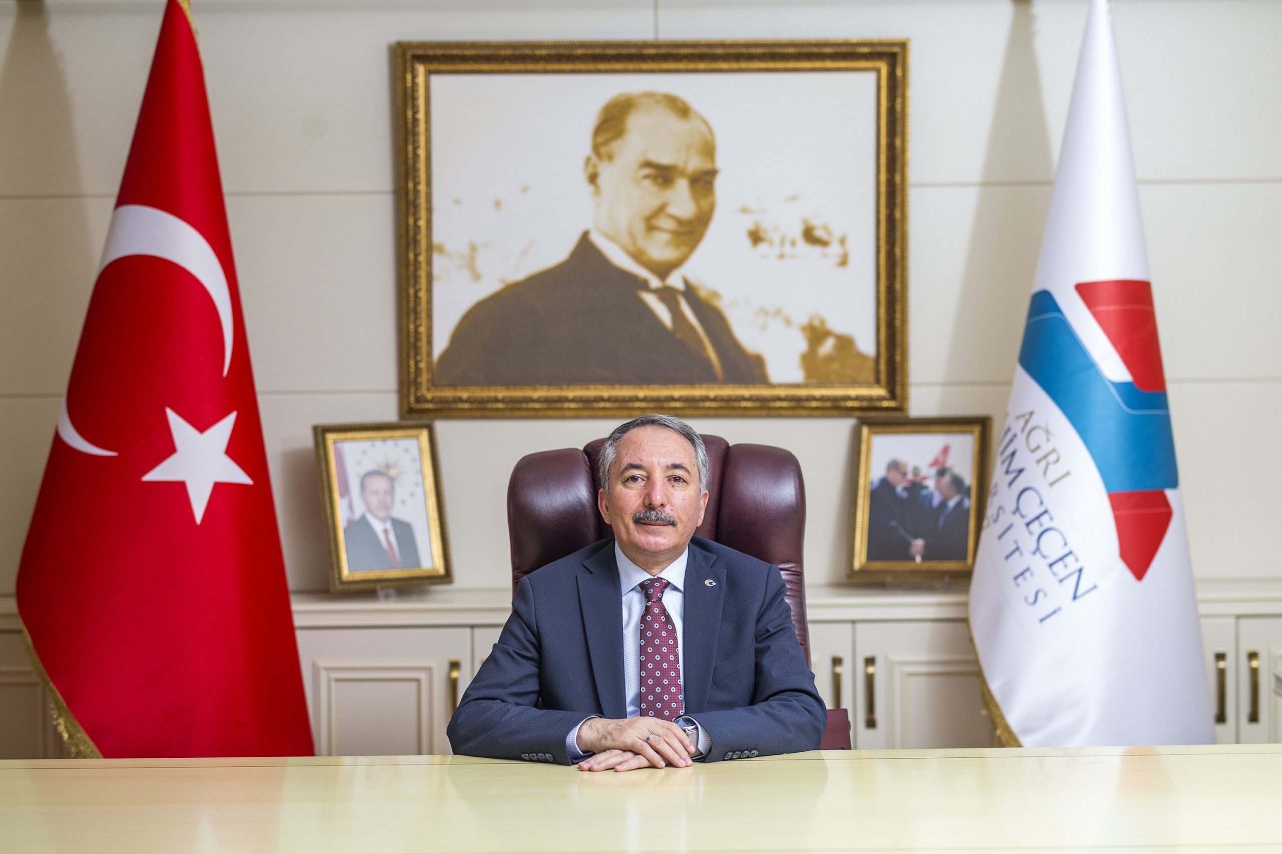 AİÇÜ Rektörü Prof. Dr. Abdulhalik Karabulut’un 10 Kasım Atatürk’ü Anma Mesajı