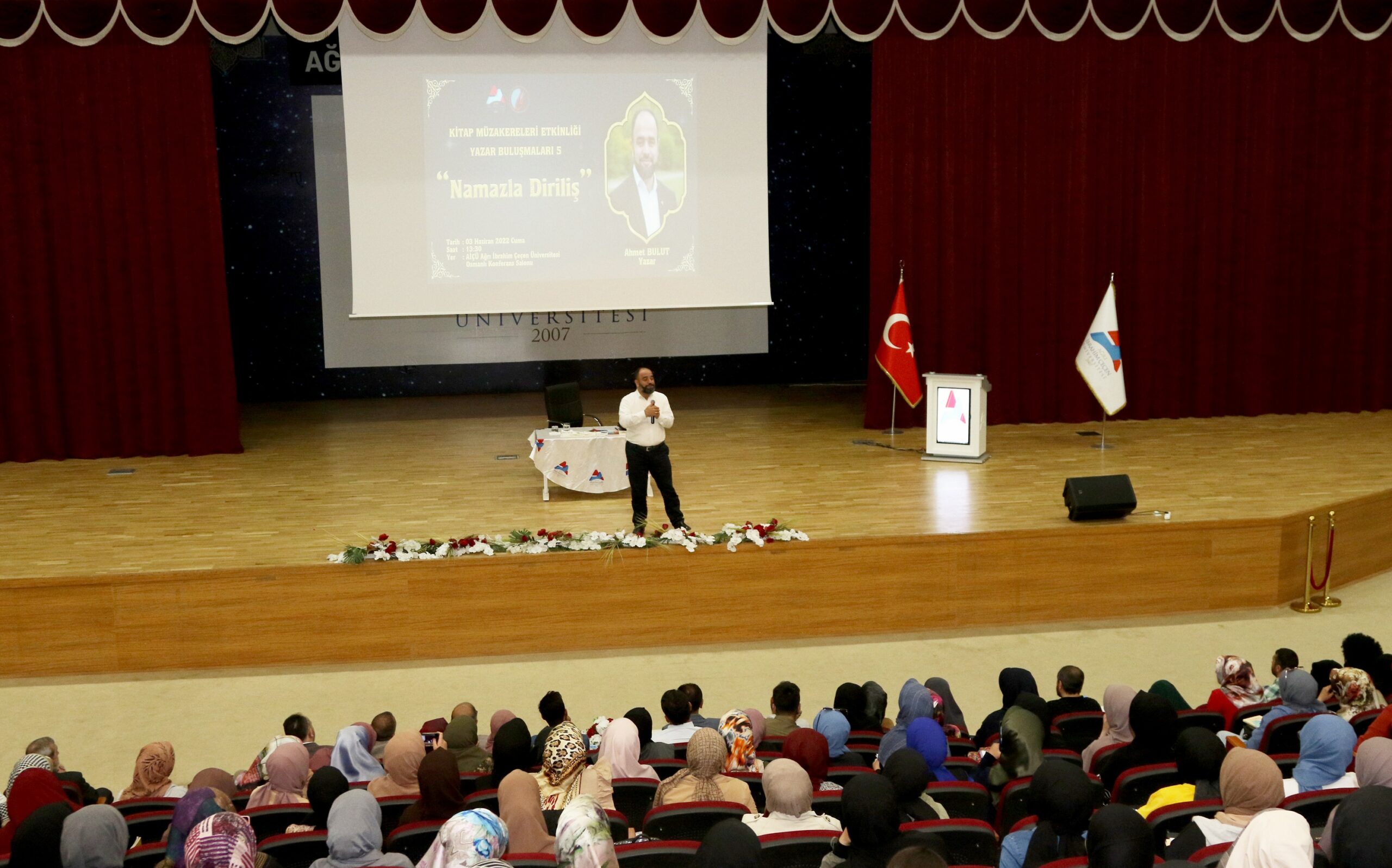 AİÇÜ’de “Namazla Diriliş” Semineri Düzenlendi