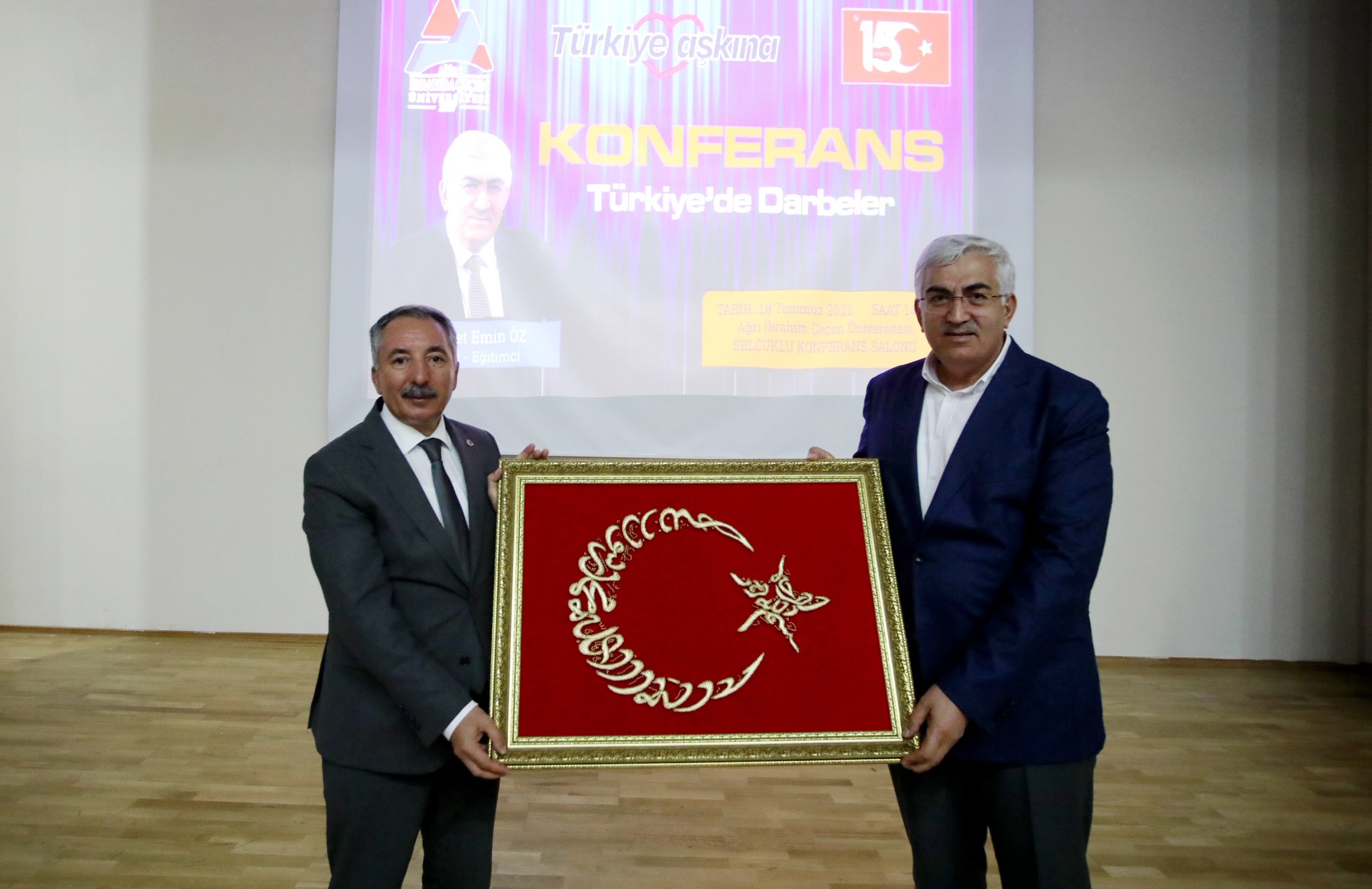 AİÇÜ’de “Türkiye’de Darbeler” Konferansı Gerçekleştirildi