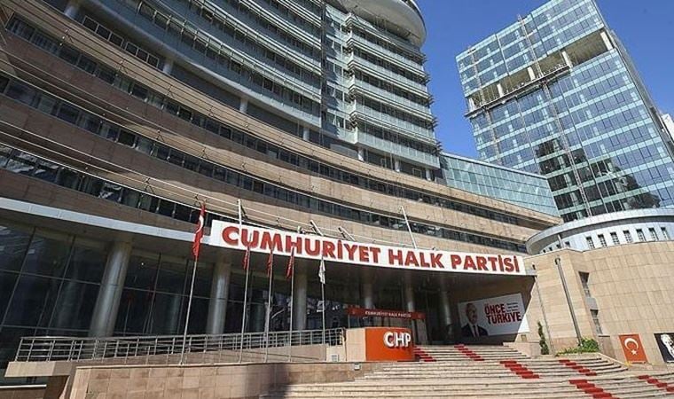 CHP’de 79 başkandan istifa geldi!
