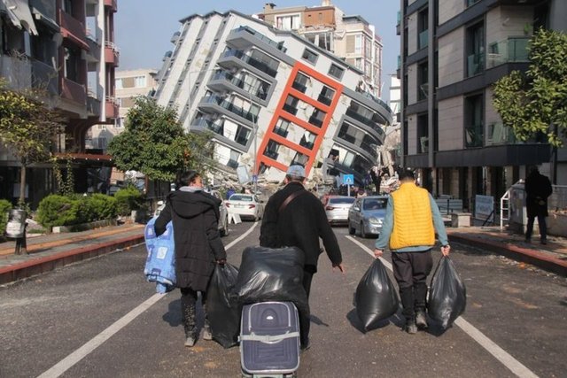 Depremdeki can kaybı 20 bini geçti!