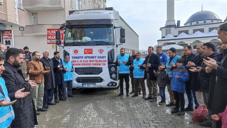 Ağrı’dan Adıyaman’a yardım tırı gönderildi!