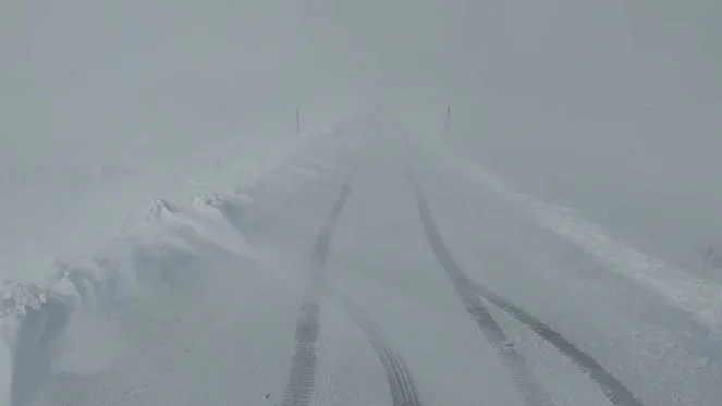 Kağızman-Ağrı kara yolu ulaşıma kapandı!