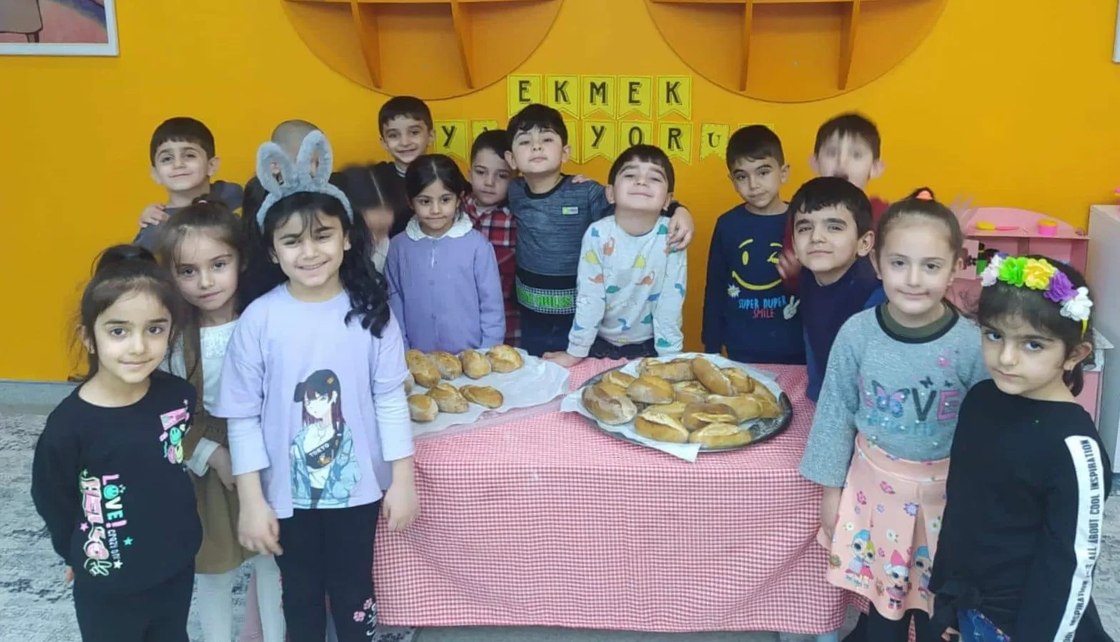 Ağrı’daki öğrenciler iftar yemeği hazırladı