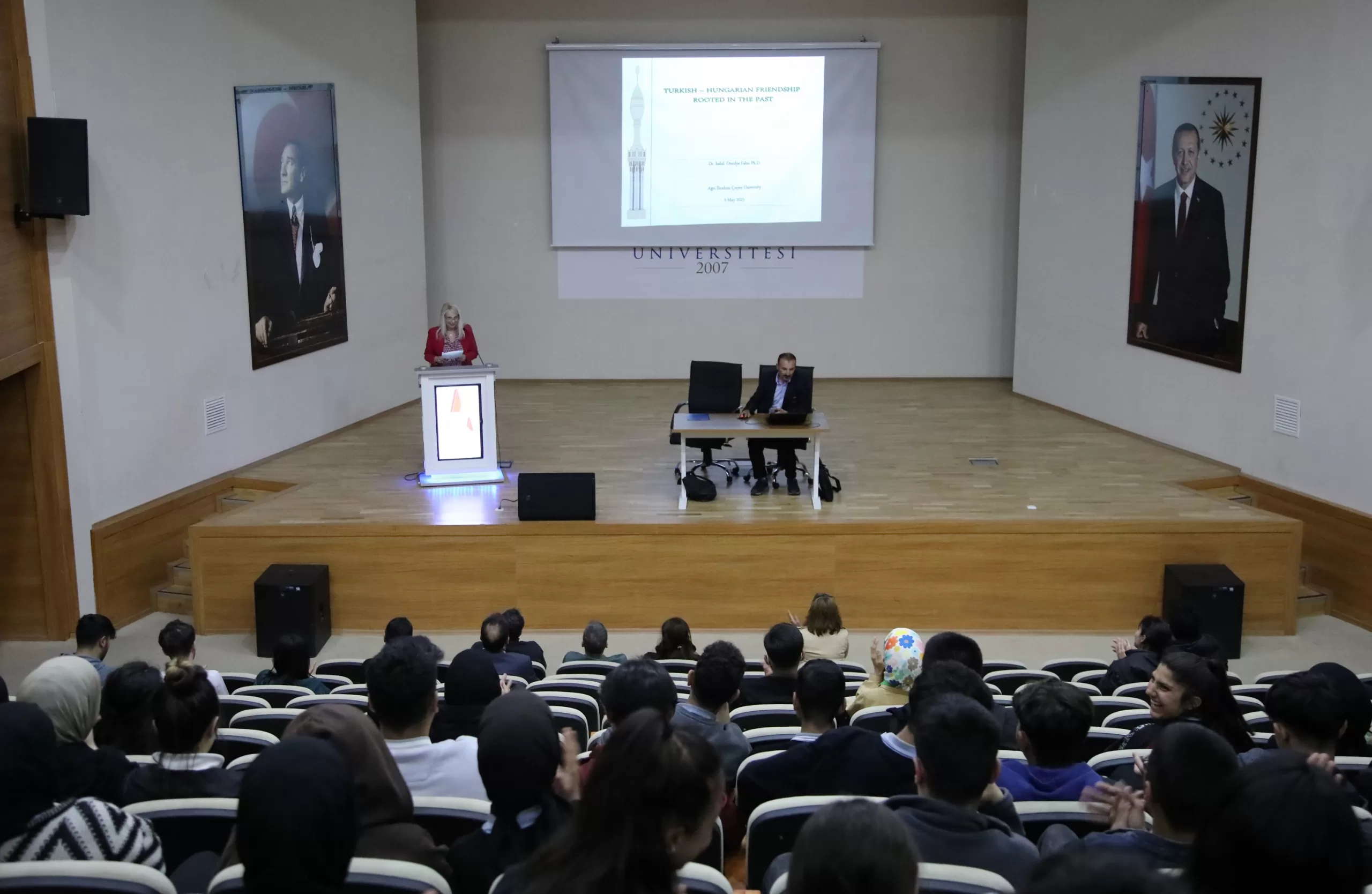 AİÇÜ’de “Türk-Macar Dostluğu” Konferansı Düzenlendi