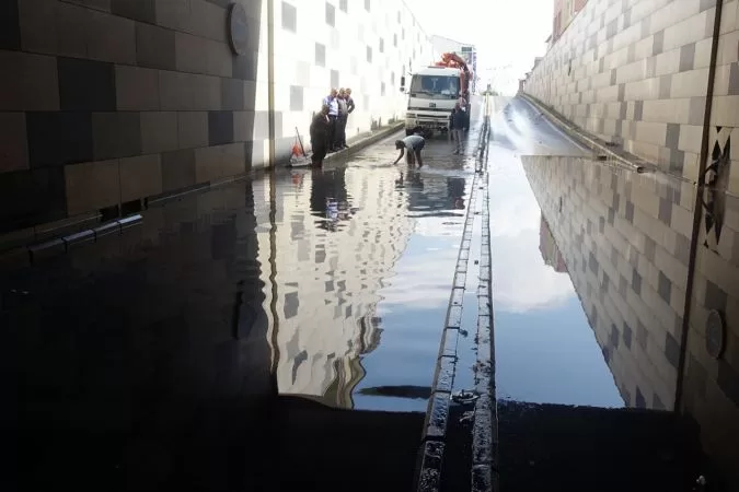 Ağrı’da yollar kapandı!