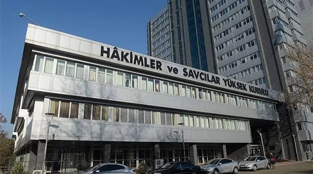 Hakim ve savcıların görev yerleri değiştirildi!