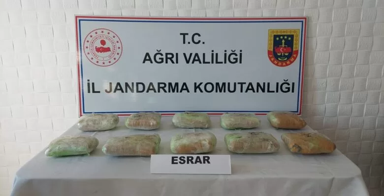 Ağrı’da 10 kilo uyuşturucu ele geçirildi!