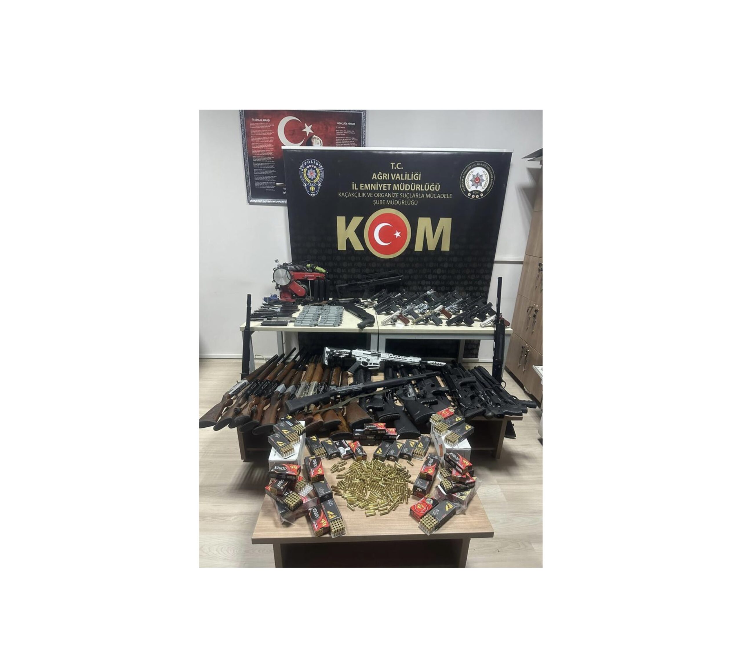 Ağrı’da ruhsatsız silah operasyonu düzenlendi!