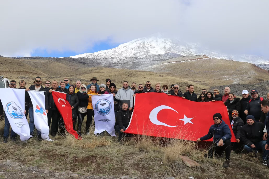 Akademisyenler, Ağrı Dağı’nın eteklerini gezdiler