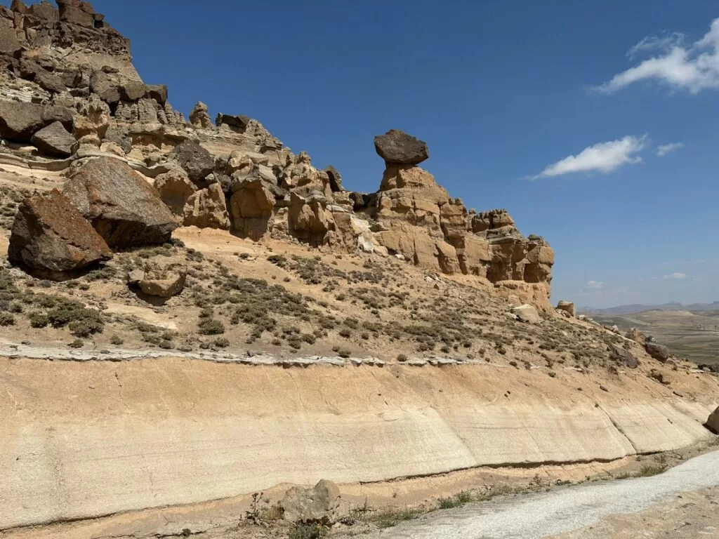 Diyadin’deki “Meya Antik Kenti”görenleri kendisine hayran bıraktı!