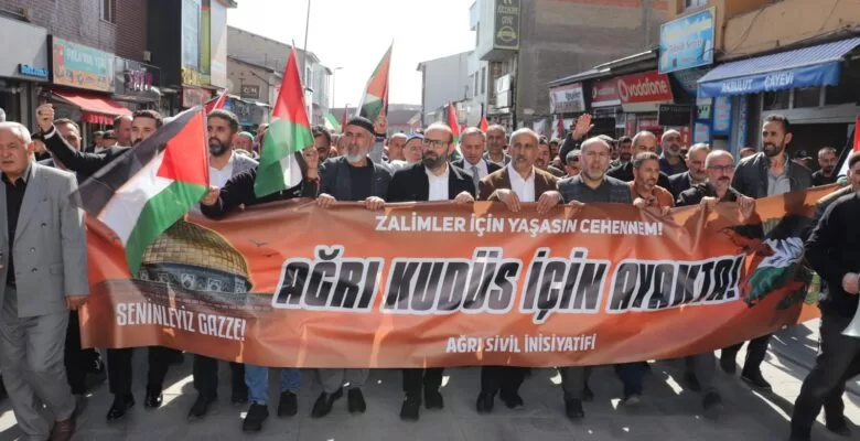 Ağrı’da Filistin’e destek yürüyüşü yapıldı!