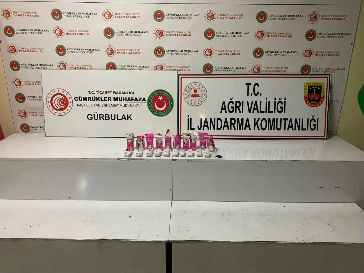 Gürbulak Gümrük Kapısı’nda 3 gözaltı!