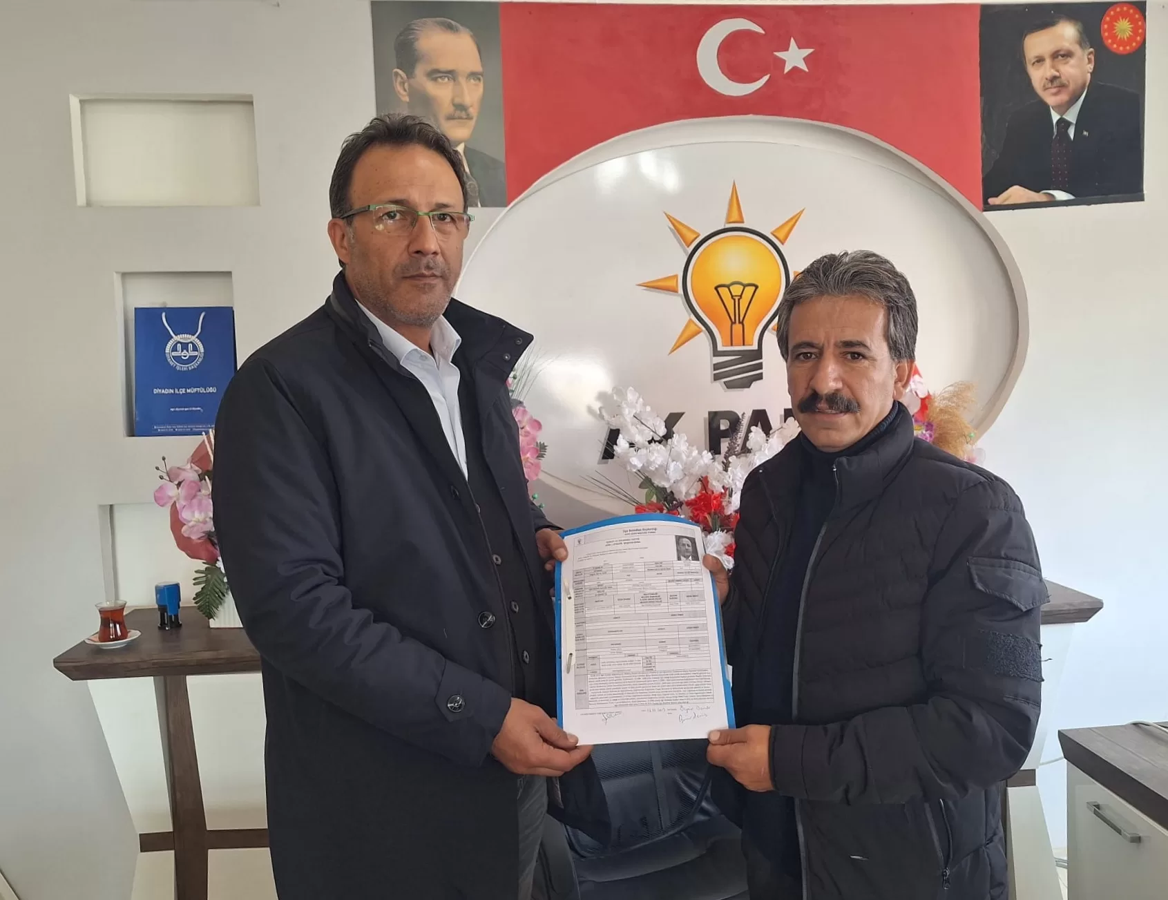 Özgür Demir, AK Parti’den Diyadin Belediye Başkan Aday Adaylığı için başvuru yaptı