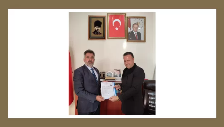 Nimet Kaya, AK Parti Taşlıçay Belediyesi Başkan aday adaylığı için başvuruda bulundu