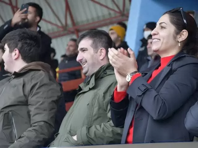 Barış Çoktin ve Ailesi, Ağrı’da örnek olmaya devam ediyor