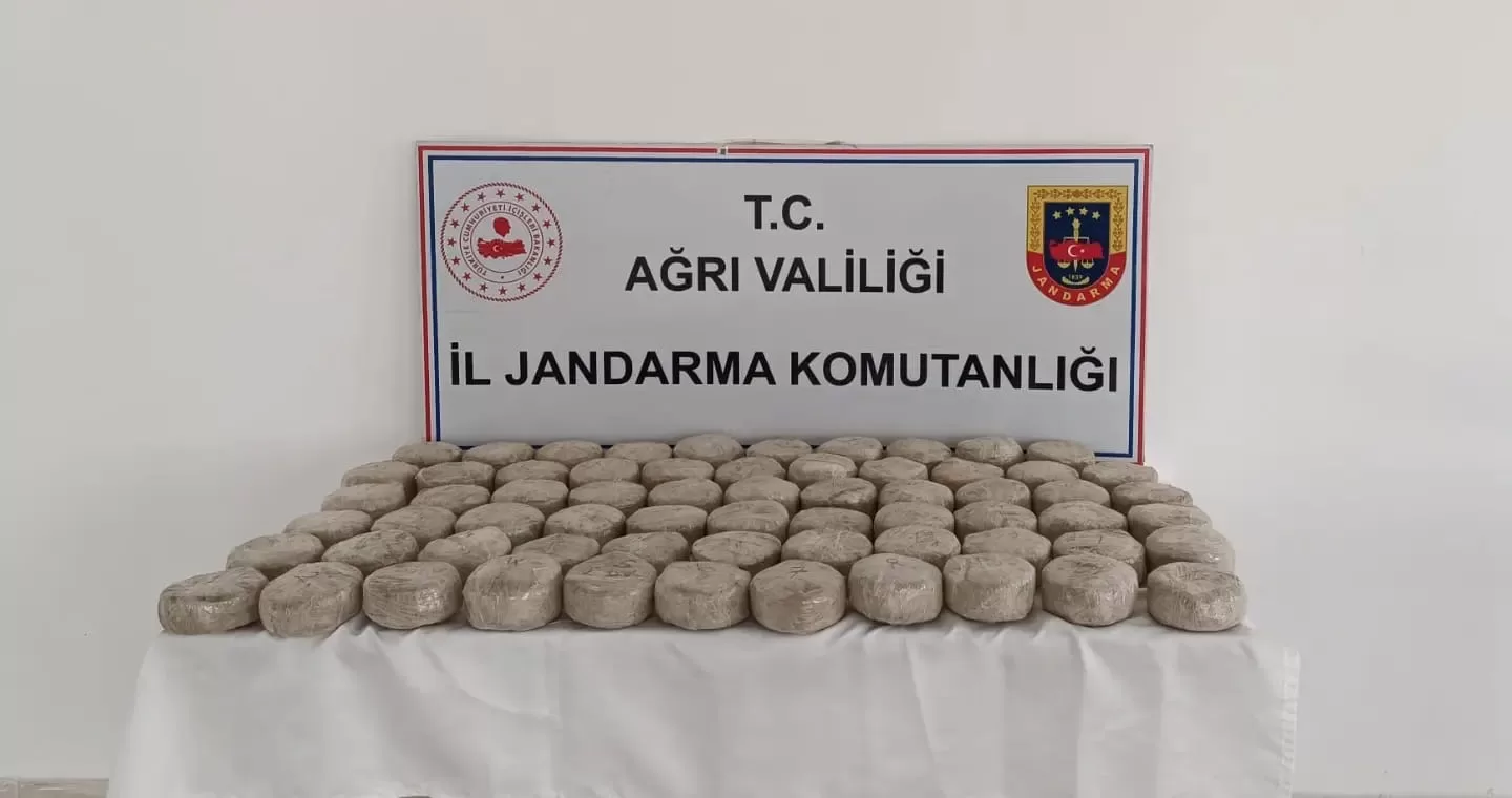 Ağrı’daki operasyonda kilolarca eroin ele geçirildi!
