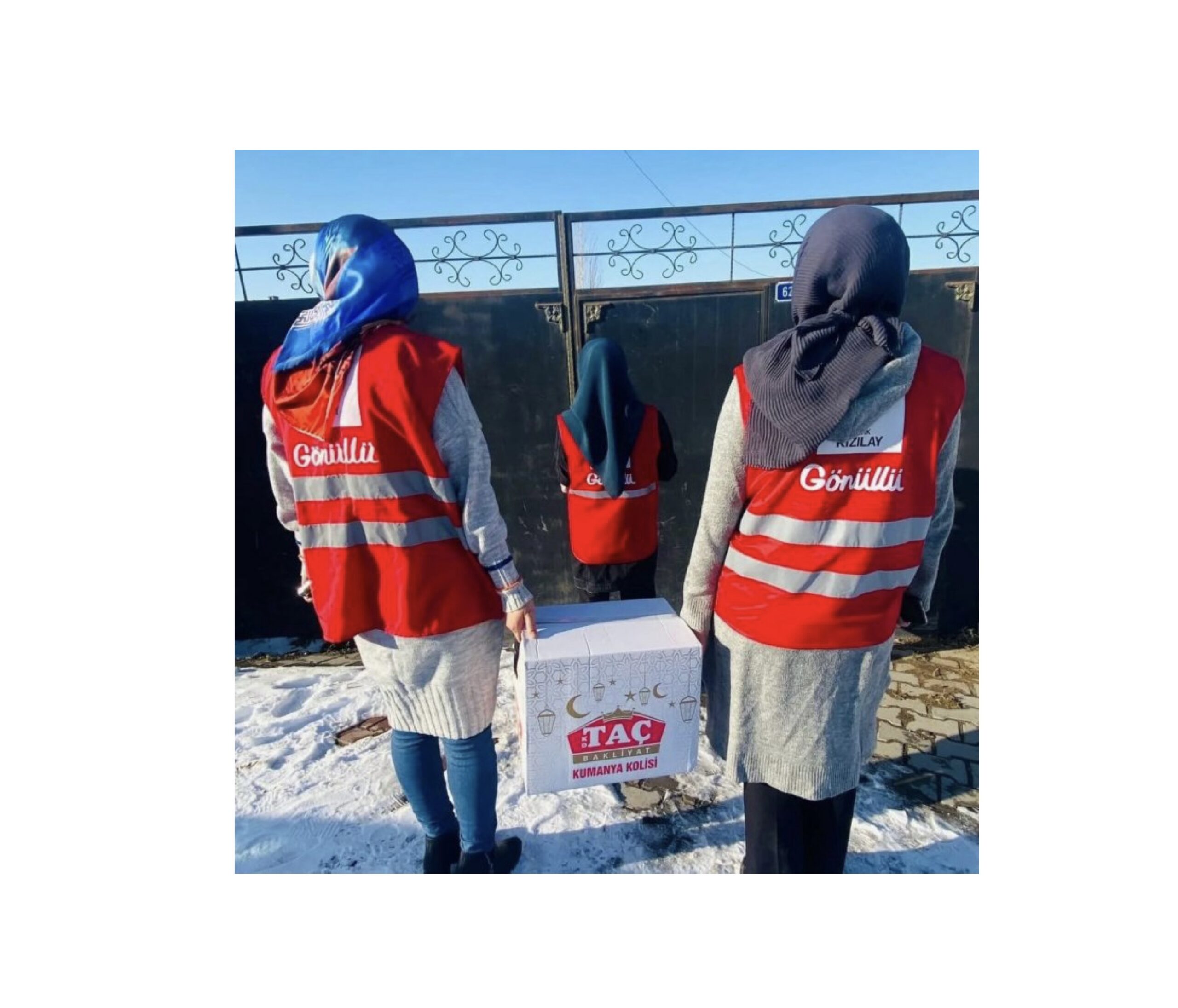 Kızılay Gönüllüleri, Ağrılı vatandaşın yanında!