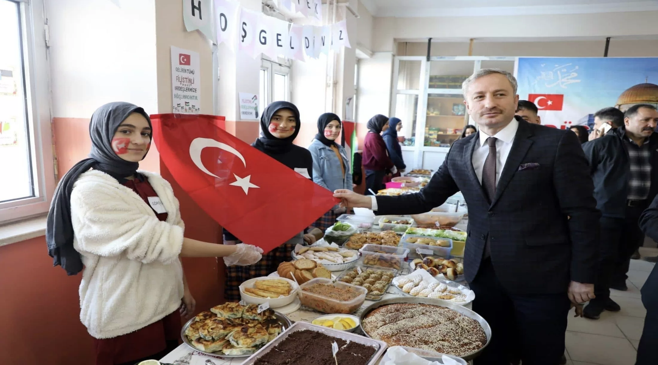 Ağrı’da Gazze’ye Destek Kermesi Yapıldı