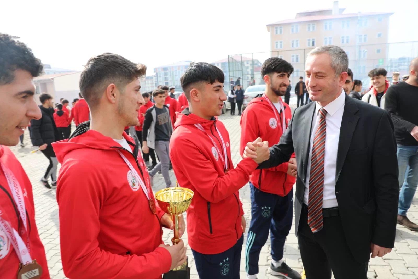 Ağrı Spor Lisesi sporcuları birinci oldu!