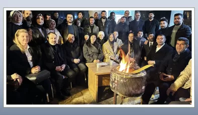Ak Parti Ağrı Belediye Başkan Adayı Av. Mehmet Salih Aydın, TÜGVA Gençleriyle Bir Arada