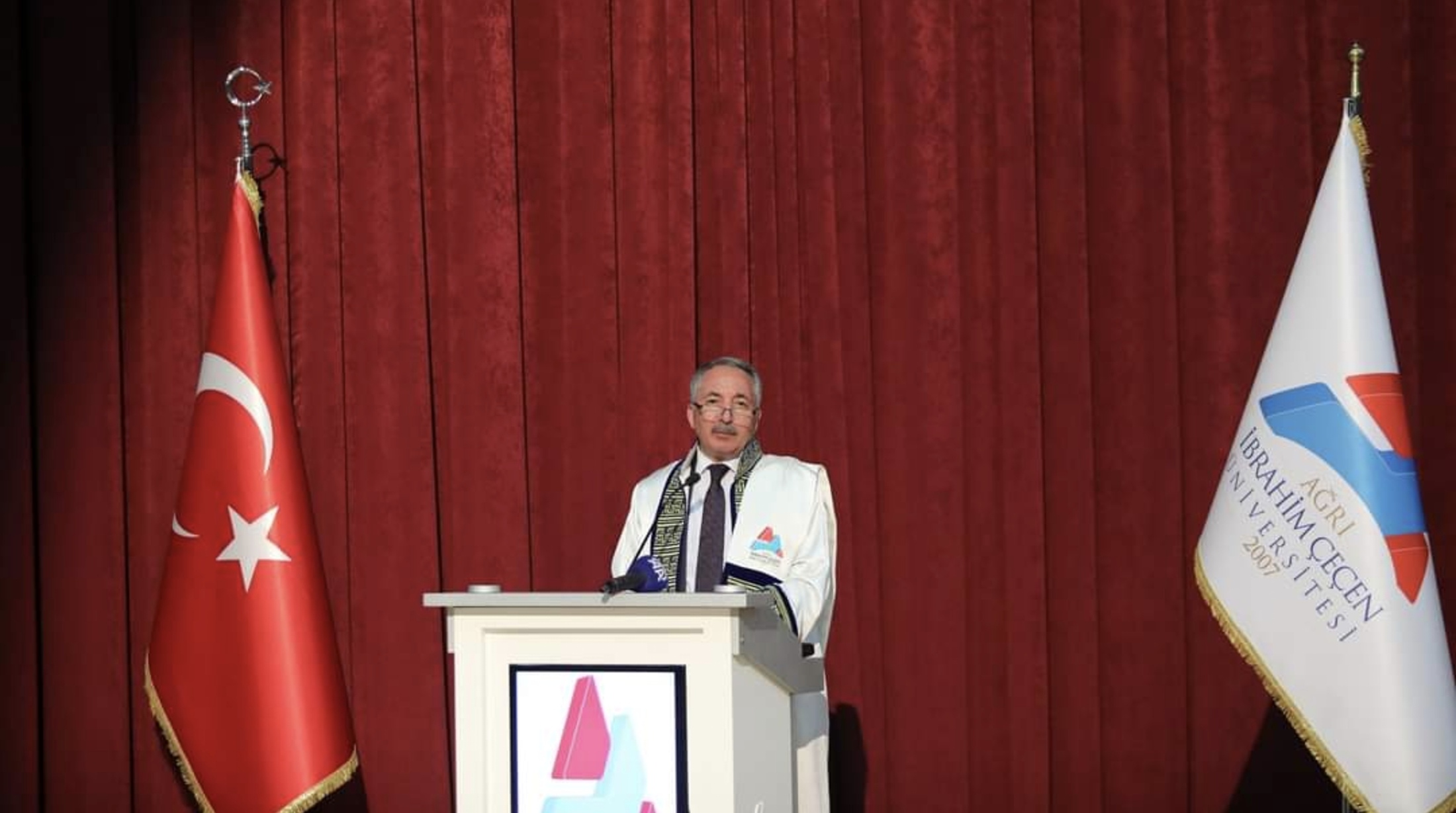 Prof. Dr. Karabulut, Bölge Gündemi Programının Konuğu Oldu